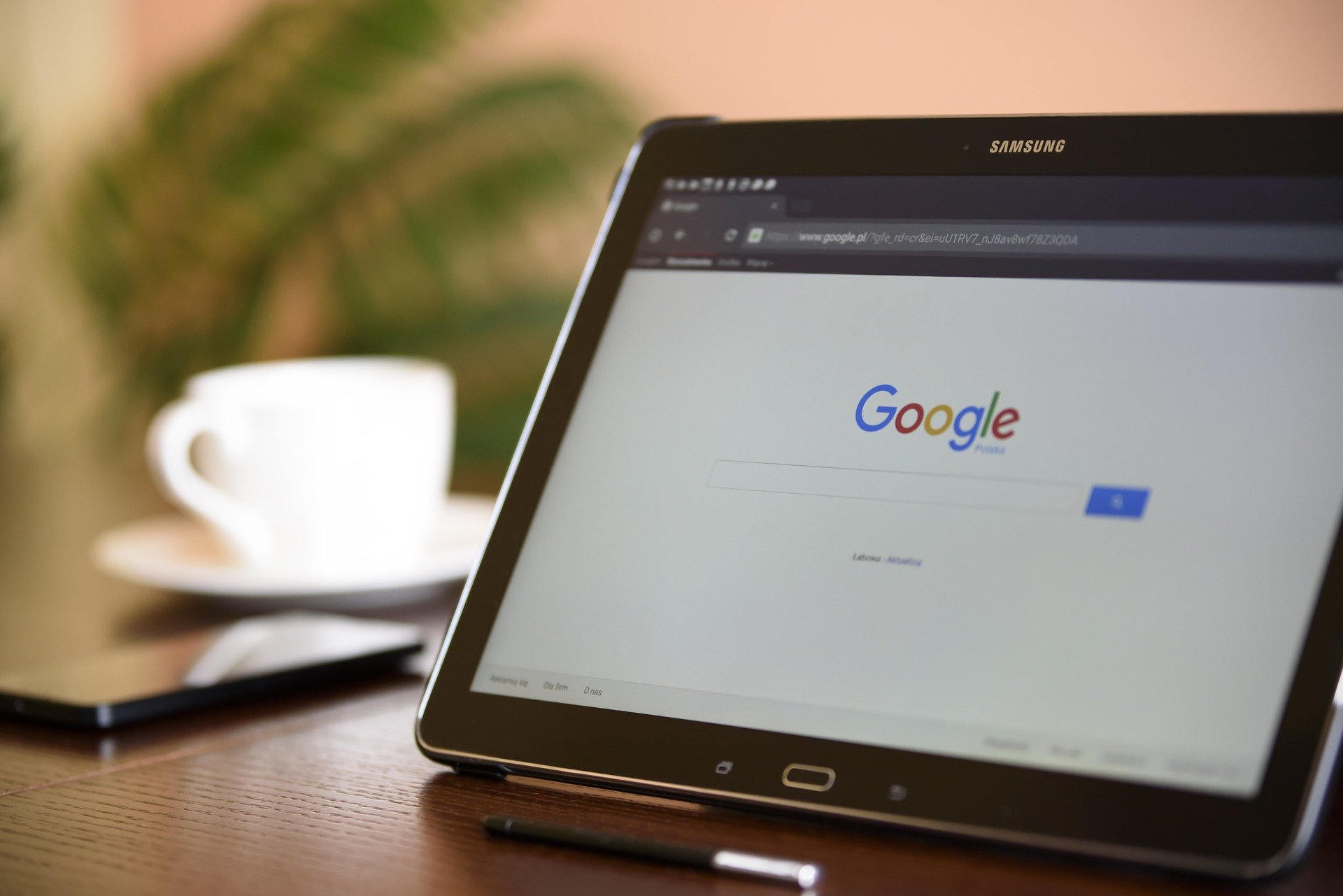 Google-Suche auf einem Screen: Haftungsprivilegierung von Suchmaschinenbetreibern