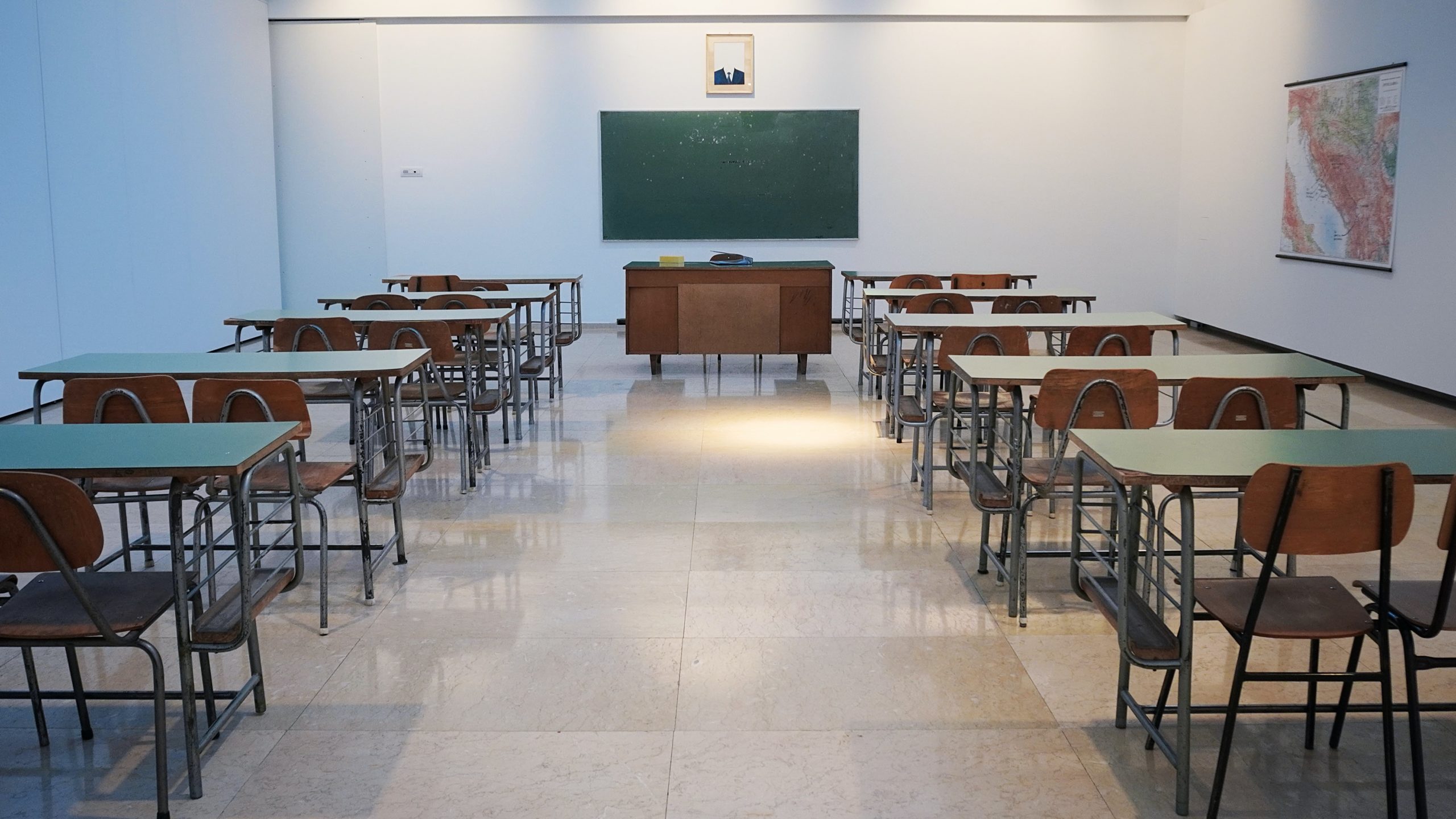 Klassenraum: Datenschutz in Bildungseinrichtungen