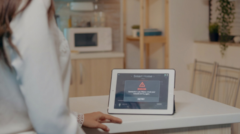 Smart-Home-Tablet zeigt Error-Meldung: Haftung für fehlerhafte Updates